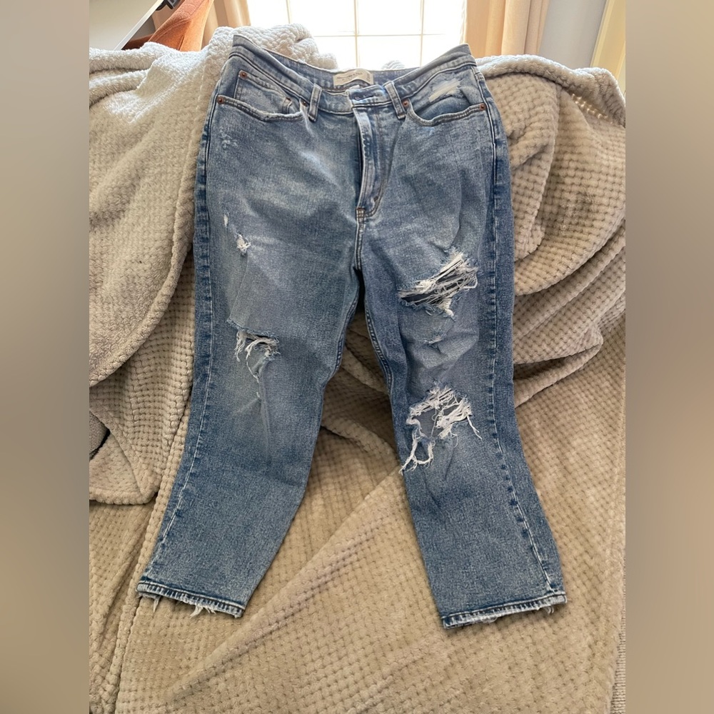 Abercrombie The Ankle Straight Ultra High Rise Curve Love Jeans